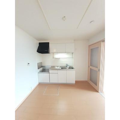 スウィート朝日　Ⅱ 105【管理NO：1-016077602-01040】 ★家具家電は申し込み後に搬入しますの物件画像