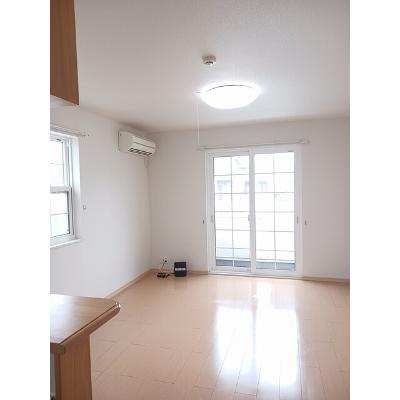 プリムローズ　Ⅱ 101【管理NO：1-015864301-01010】 ★家具家電は申し込み後に搬入します★ ★2026年10月中旬入居可能★の物件画像