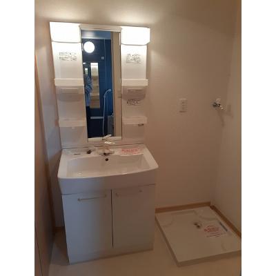 コートジュネス　Ⅴ 103【管理NO：1-015564802-01030】 ★家具家電は申し込み後に搬入しますの物件画像