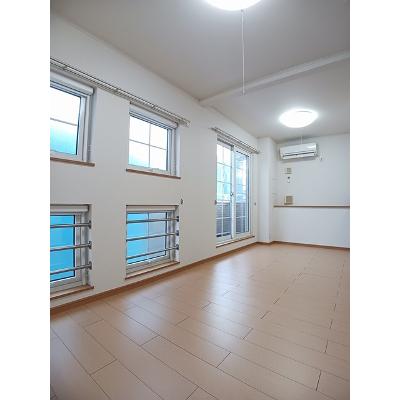ペスカ・砂山 201【管理NO：1-014927501-02010】 ★家具家電は申し込み後に搬入します★の物件画像
