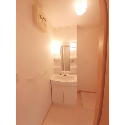 リアン・ファミーユ 103【管理NO：1-014142701-01030】 ★家具家電は申し込み後に搬入しますの物件画像