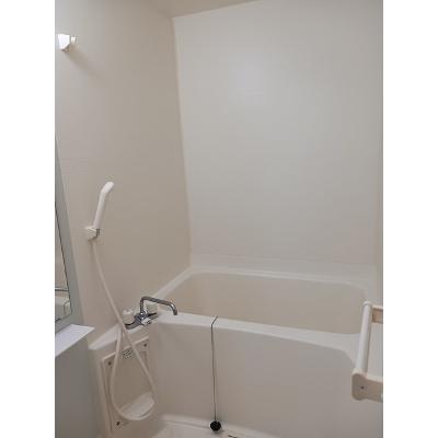 キャトル・セゾンⅡ 103【管理NO：1-013921402-01030】 ★家具家電は申し込み後に搬入します★の物件画像