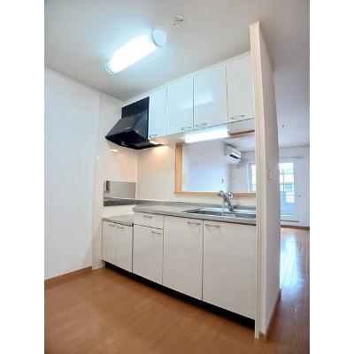 パルテールⅡ 203【管理NO：1-013635902-02030】 ★家具家電は申し込み後に搬入します★の物件画像