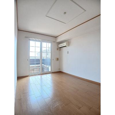 メゾンフォルテⅠ 101【管理NO：1-013576601-01010】 ★家具家電は申し込み後に搬入しますの物件画像
