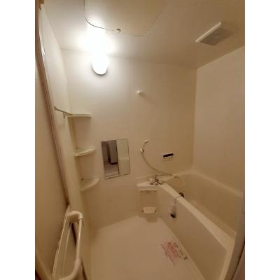 チェリークイーン 103【管理NO：1-011081101-01030】 ★家具家電は申し込み後に搬入します★の物件画像