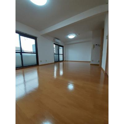 グランド・メール 201【管理NO：1-009488901-02010】 ★家具家電は申し込み後に搬入します★の物件画像