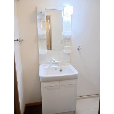 クレストール黒江Ⅱ 103【管理NO：1-007719902-01030】 ★家具家電は申し込み後に搬入します★の物件画像