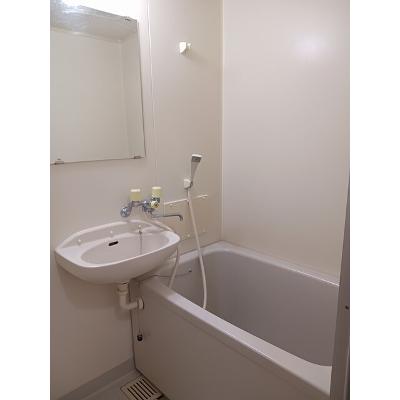 メゾンハッピーⅠ 202【管理NO：1-006451301-02020】 ★家具家電は申し込み後に搬入します★の物件画像