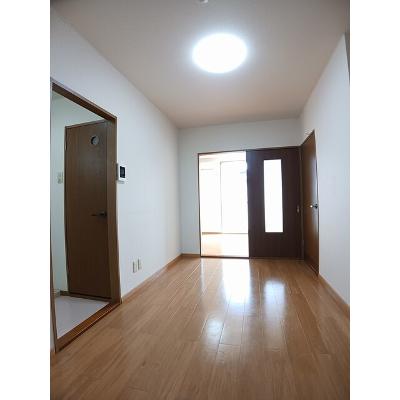 サンリバー２１ 106【管理NO：1-005234801-01050】 ★家具家電は申し込み後に搬入しますの物件画像