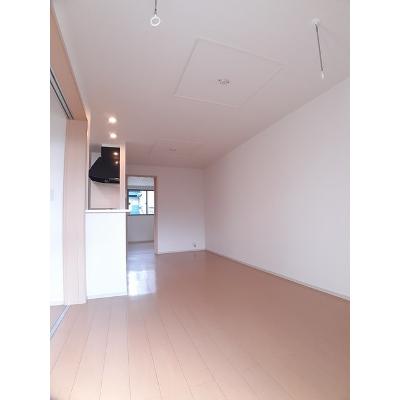 ピオニール岡田 203【管理NO：1-020370801-02030】 ★家具家電は申し込み後に搬入します★の物件画像
