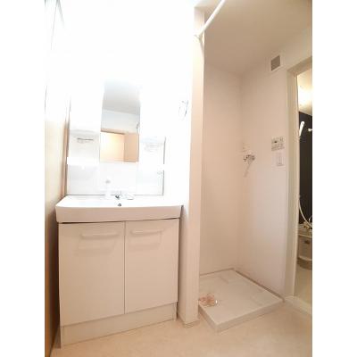 ピオニール岡田 203【管理NO：1-020370801-02030】 ★家具家電は申し込み後に搬入します★の物件画像