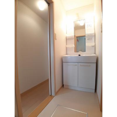 サウス・ハピネス　Ⅲ 205【管理NO：1-015732303-02040】 ★家具家電は申し込み後に搬入しますの物件画像