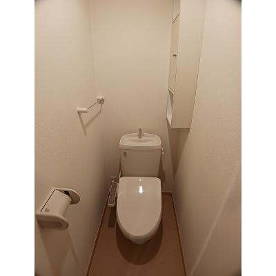 コモド　ヴィラ　Ⅱ 102【管理NO：1-015403902-01020】 ★家具家電は申し込み後に搬入します★の物件画像