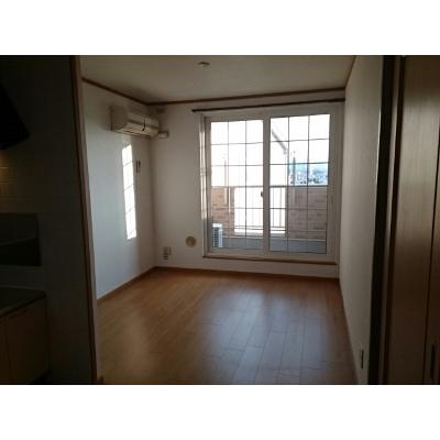 メルヴェーユⅢ 201【管理NO：1-011822102-02010】 ★家具家電は申し込み後に搬入します★の物件画像