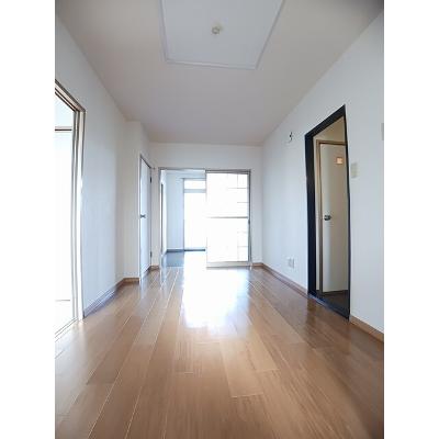 アーバンハウスⅡ 101【管理NO：1-005012101-01010】 ★家具家電は申し込み後に搬入しますの物件画像