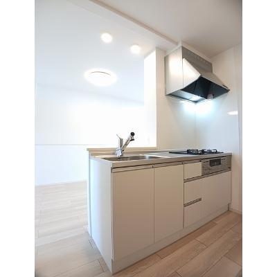 パラディ 203【管理NO：1-027169301-02030】 ★家具家電は申し込み後に搬入します★の物件画像