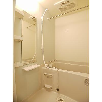 フライハイト 302【管理NO：1-019143101-03020】 ★家具家電は申し込み後に搬入します★の物件画像