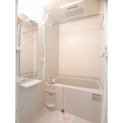 フライハイト 107【管理NO：1-019143101-01060】 ★家具家電は申し込み後に搬入します★の物件画像