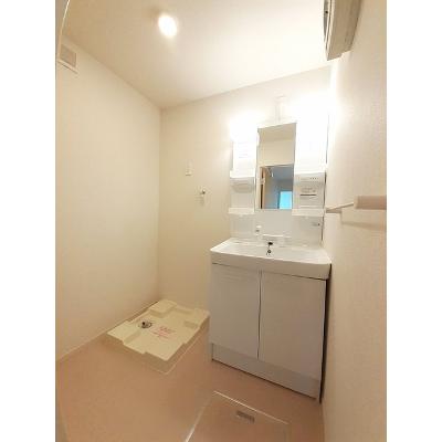 パーク　アクシスオスト　Ｂ 206【管理NO：1-023139302-02050】 ★家具家電は申し込み後に搬入します★の物件画像