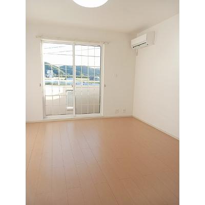 セレブリティ　Ｄ 108【管理NO：1-017252201-01070】 ★家具家電は申し込み後に搬入します★の物件画像