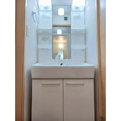 カリーナガーデン 103【管理NO：1-016447401-01030】 ★家具家電は申し込み後に搬入します★の物件画像