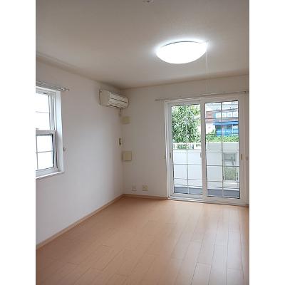 プレ・ガール・シェトワ　Ⅰ 101【管理NO：1-016138801-01010】 ★家具家電は申し込み後に搬入します★の物件画像