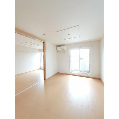 プランドール　アン 201【管理NO：1-016063601-02010】 ★家具家電は申し込み後に搬入します★の物件画像