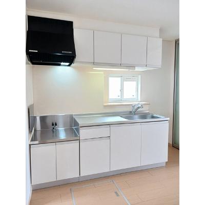 プリマベーラ　Ｄ 103【管理NO：1-015642704-01030】 ★家具家電は申し込み後に搬入します★の物件画像