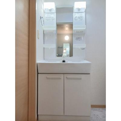 プリマベーラ　Ｄ 103【管理NO：1-015642704-01030】 ★家具家電は申し込み後に搬入します★の物件画像