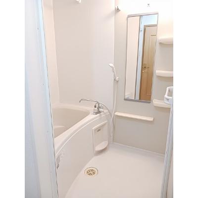 デュエル　ミサキⅢ　Ａ 201【管理NO：1-012615401-02010】 ★家具家電は申し込み後に搬入します★の物件画像