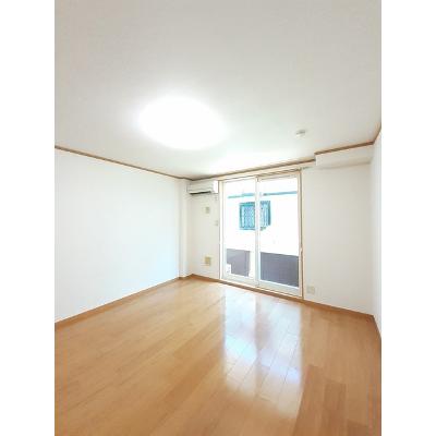 シャン・ド・フルール　Ａ 103【管理NO：1-012342001-01030】 ★家具家電は申し込み後に搬入します★の物件画像