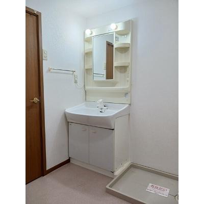 ホワイトリバー　Ｂ 101【管理NO：1-011231302-01010】 ★家具家電は申し込み後に搬入しますの物件画像