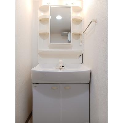 ホワイトリバー　Ａ 202【管理NO：1-011231301-02020】 ★家具家電は申し込み後に搬入します★の物件画像