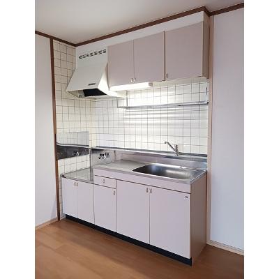 シャンゼリゼ弐番館 202【管理NO：1-009378501-02020】 ★家具家電は申し込み後に搬入します★の物件画像