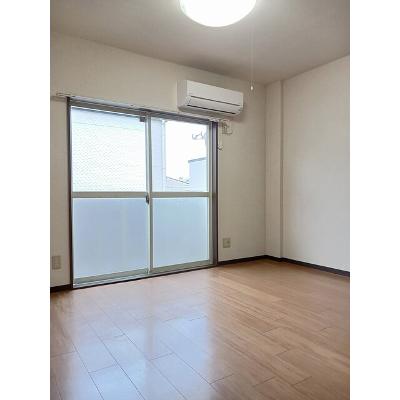 カーザ・モラエス 203【管理NO：1-007615301-02030】 ★家具家電は申し込み後に搬入します★の物件画像