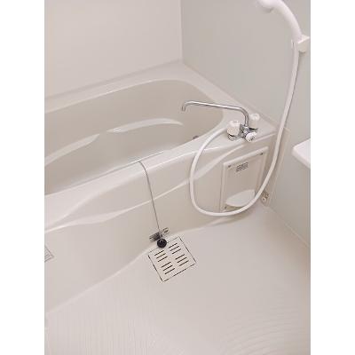 エピナール　Ｃ 101【管理NO：1-018731703-01010】 ★家具家電は申し込み後に搬入しますの物件画像