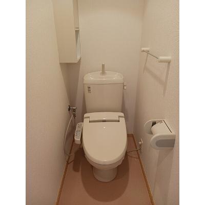 キルシュ　ブラウ 101【管理NO：1-017895401-01010】 ★家具家電は申し込み後に搬入します★の物件画像