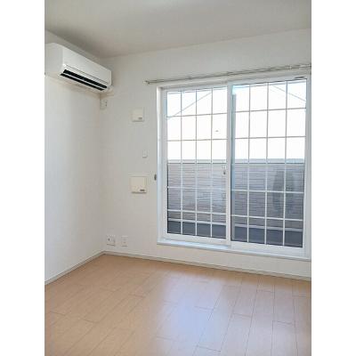 ルーナ 202【管理NO：1-017712401-02020】 ★家具家電は申し込み後に搬入します★の物件画像