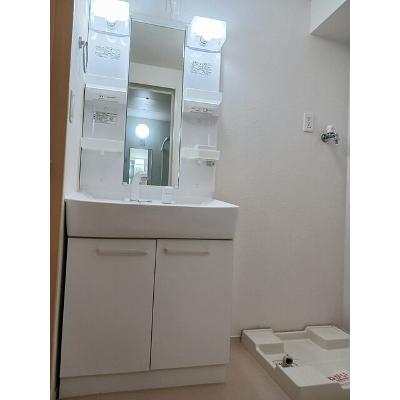 ルーナ 202【管理NO：1-017712401-02020】 ★家具家電は申し込み後に搬入します★の物件画像