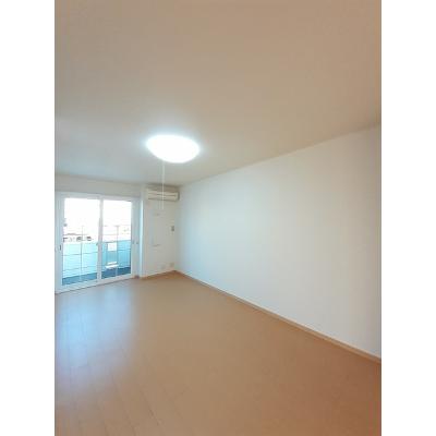 ボヌール 102【管理NO：1-016011201-01020】 ★家具家電は申し込み後に搬入します★の物件画像