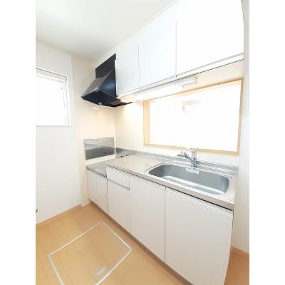 サニースクエアＡ 102【管理NO：1-015822401-01020】 ★家具家電は申し込み後に搬入します★の物件画像