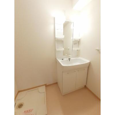 サニースクエアＡ 102【管理NO：1-015822401-01020】 ★家具家電は申し込み後に搬入します★の物件画像