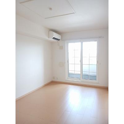 サニープレイスＢ 203【管理NO：1-015674502-02030】 ★家具家電は申し込み後に搬入します★の物件画像