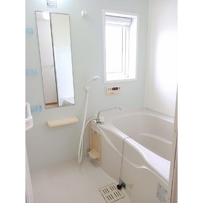 リブ・グリーン 201【管理NO：1-015298101-02010】 ★家具家電は申し込み後に搬入します★の物件画像