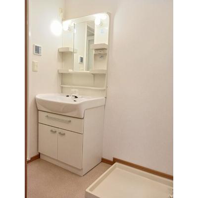 レモングラス　Ｂ 203【管理NO：1-014954102-02030】 ★家具家電は申し込み後に搬入します★の物件画像