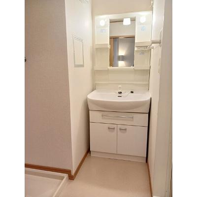 Ｓｗｅｅｔ　Ｓｅａｓｏｎ 205【管理NO：1-014085001-02040】 ★家具家電は申し込み後に搬入します★の物件画像
