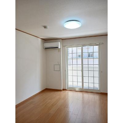 Ｓｗｅｅｔ　Ｓｅａｓｏｎ 103【管理NO：1-014085001-01030】 ★家具家電は申し込み後に搬入します★の物件画像