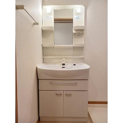Ｓｗｅｅｔ　Ｓｅａｓｏｎ 103【管理NO：1-014085001-01030】 ★家具家電は申し込み後に搬入します★の物件画像