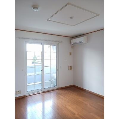 グレースガーデン　Ｂ 101【管理NO：1-013683602-01010】 ★家具家電は申し込み後に搬入します★の物件画像