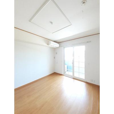 グレースガーデン　Ａ 102【管理NO：1-013683601-01020】 ★家具家電は申し込み後に搬入します★の物件画像